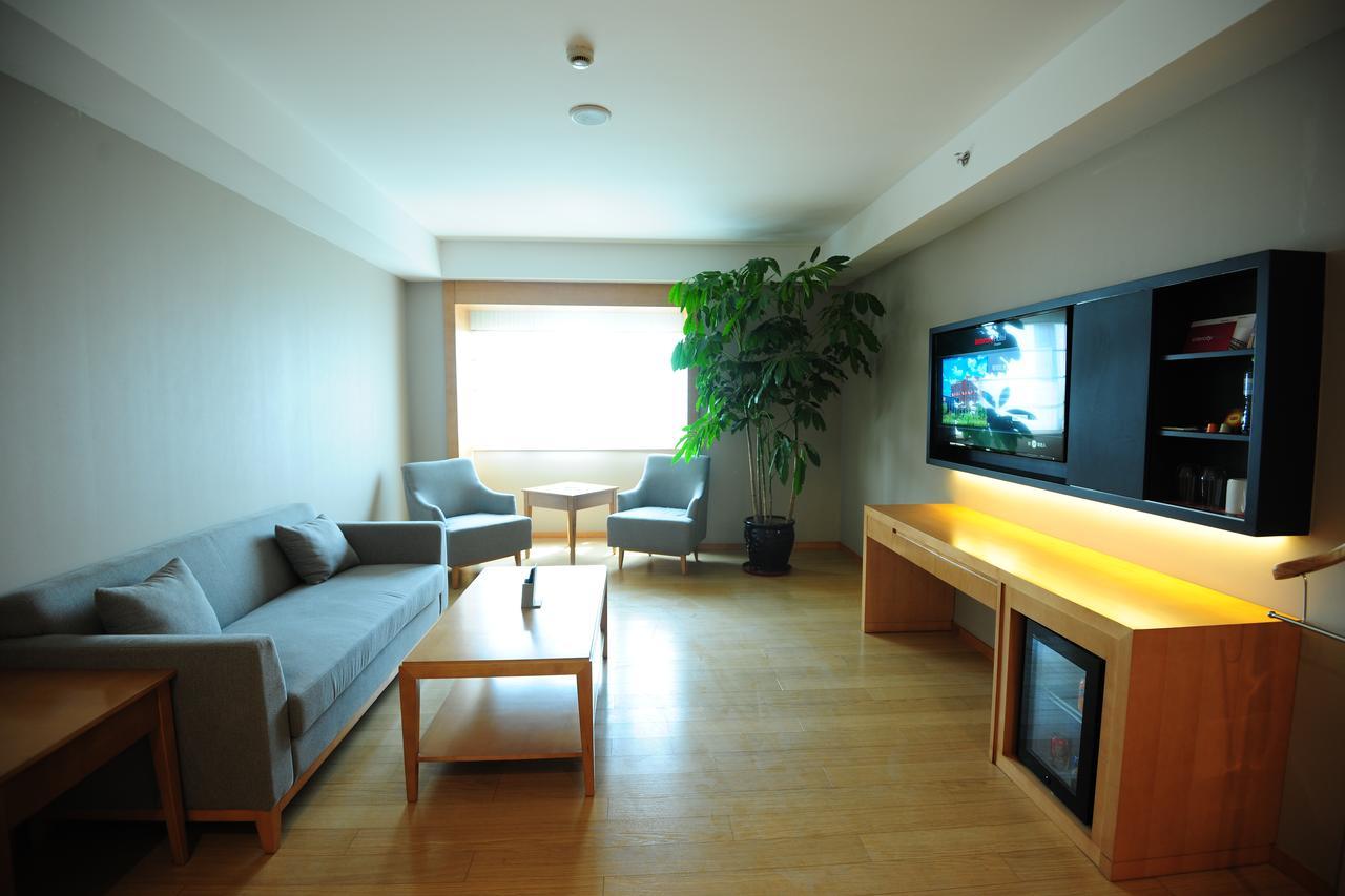 Intercity Hotel Csingtao Kültér fotó