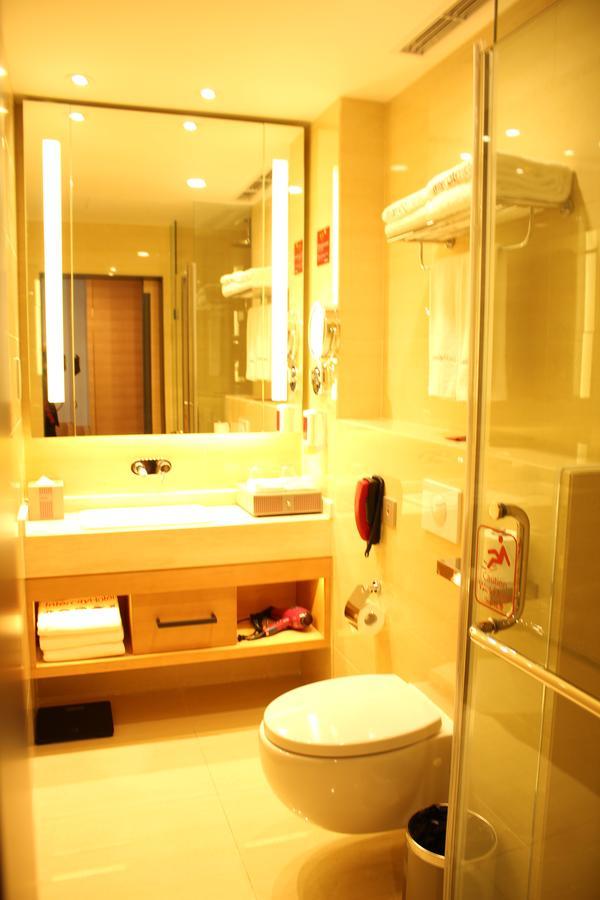 Intercity Hotel Csingtao Kültér fotó