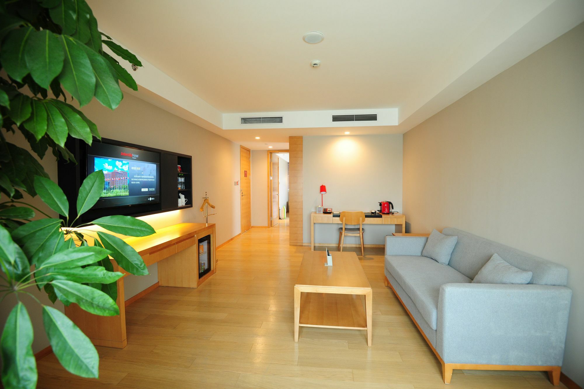 Intercity Hotel Csingtao Kültér fotó